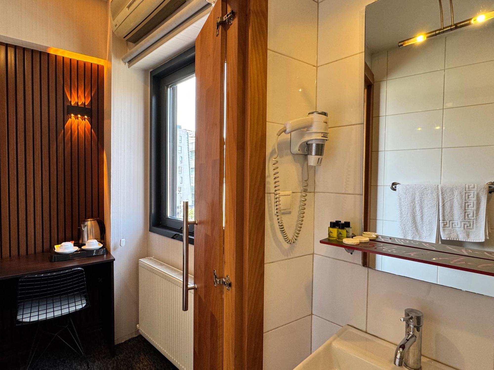 Black Art Otel İstanbul Dış mekan fotoğraf